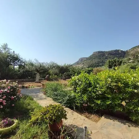 펜션 4-anthoula's Cozy, Sunny *