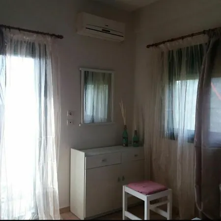4-anthoula's Cozy, Sunny 펜션 스투파