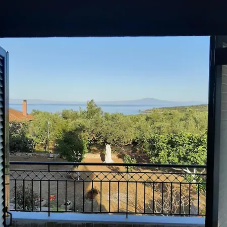 Semesterbostad 4-anthoula's Cozy, Sunny *